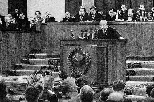 Обложка теста Чьи взгляды на революцию 1917 года Вам ближе?