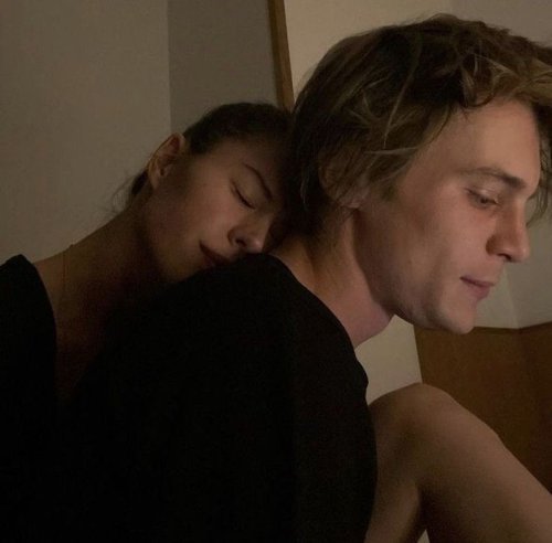 Обложка теста Любить/быть любимым?